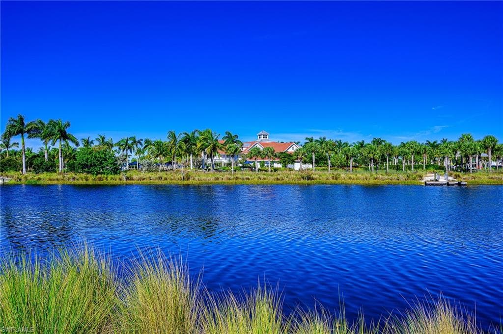 6933 Saona CT-30