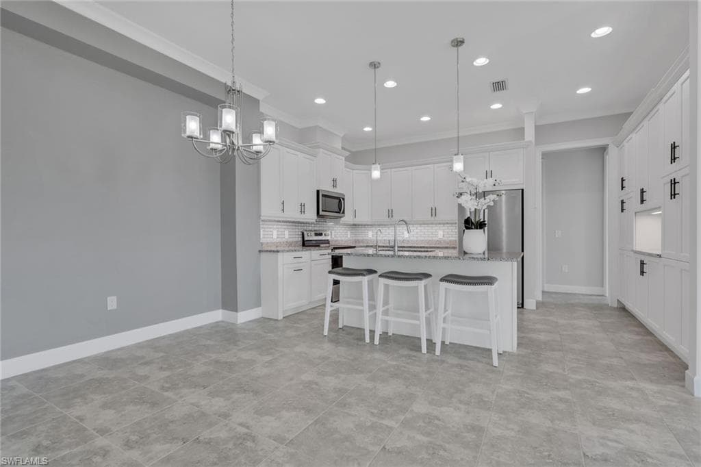 6933 Saona CT-15