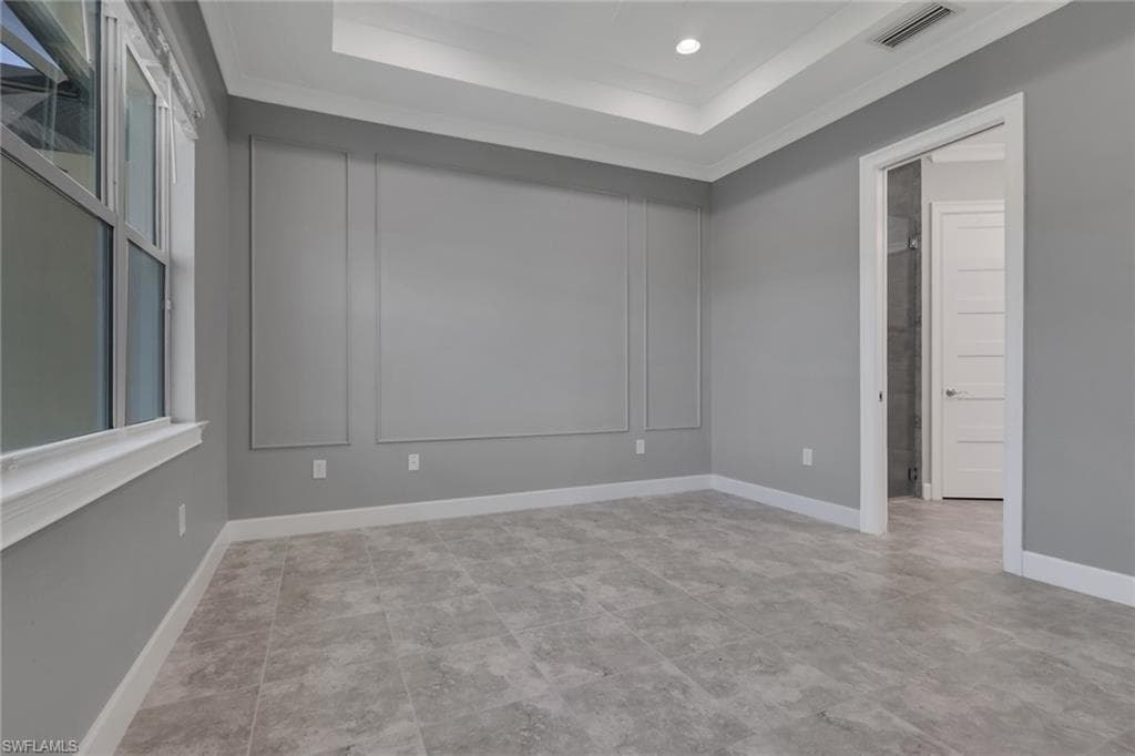 6933 Saona CT-21