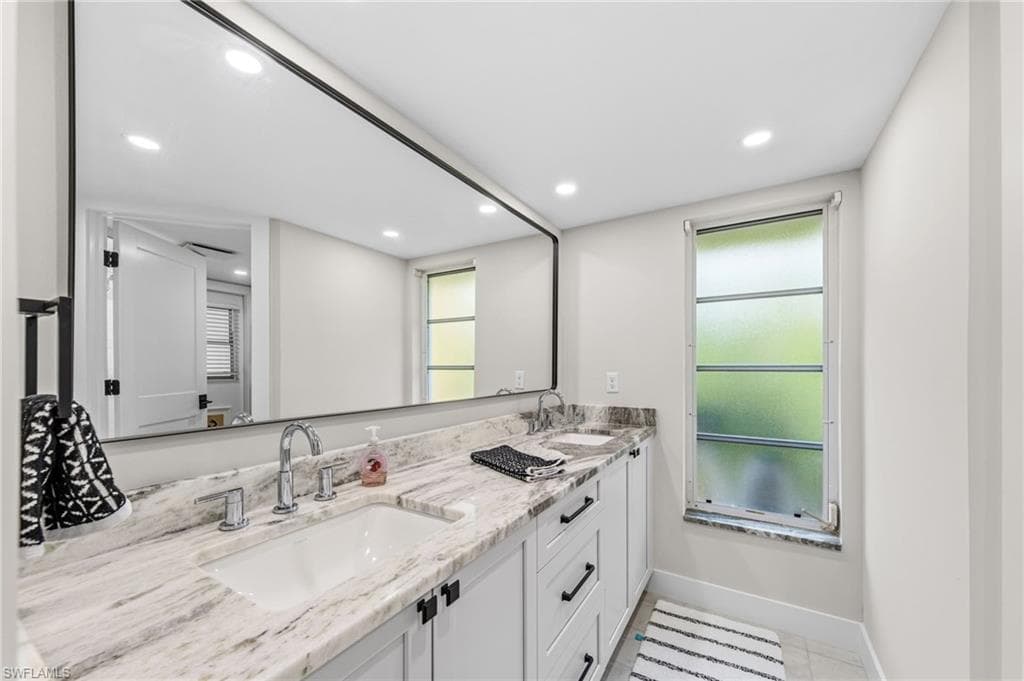 4724 Riverside DR-21