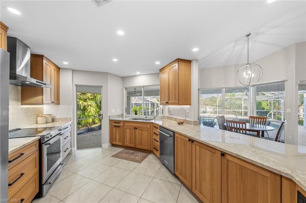 4724 Riverside DR-9