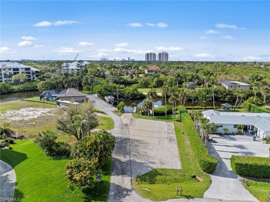 4724 Riverside DR-39