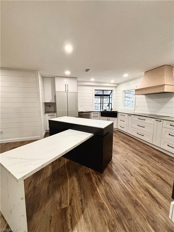 15493 Chloe CIR-15