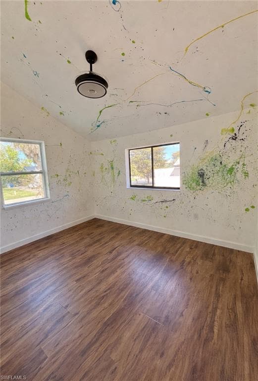 15493 Chloe CIR-28