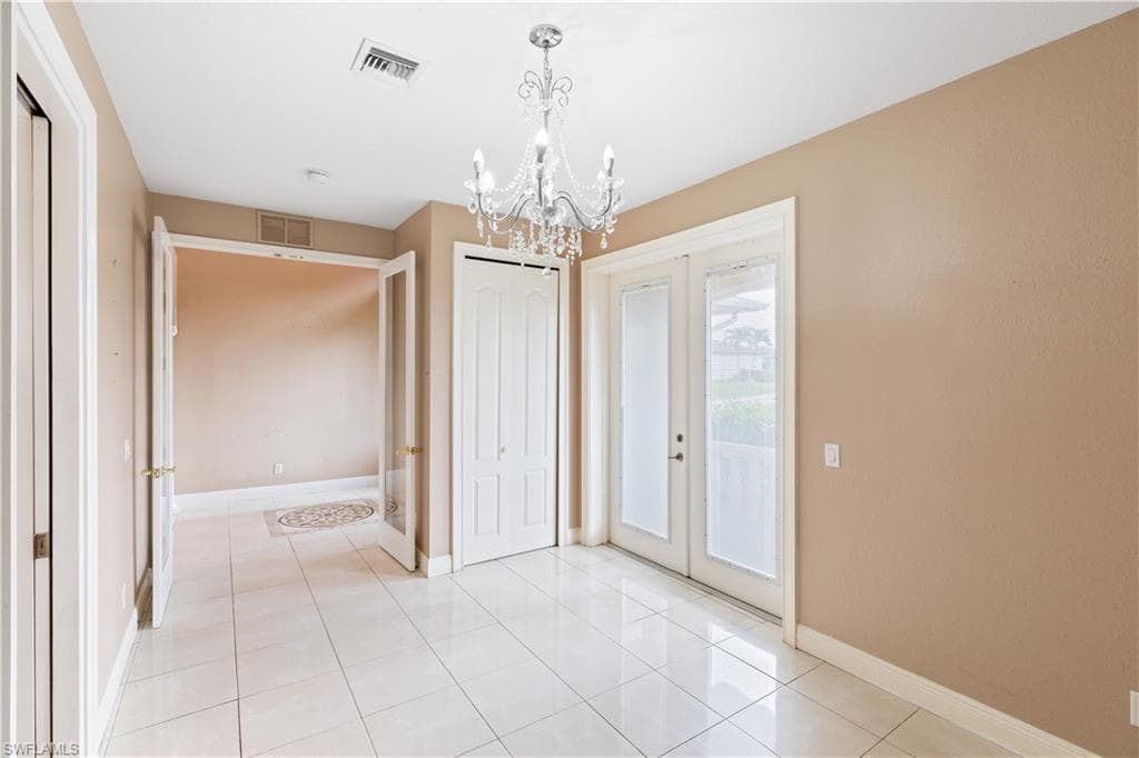 11913 Princess Grace CT-8
