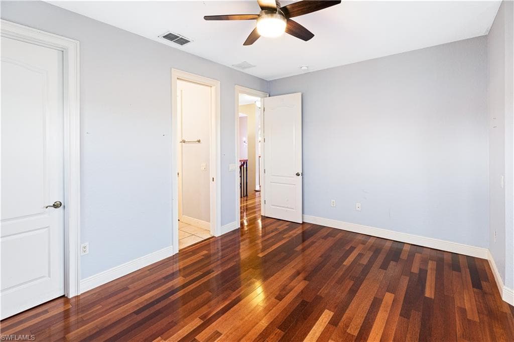 11913 Princess Grace CT-33