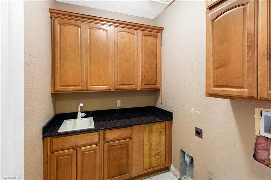 11913 Princess Grace CT-38