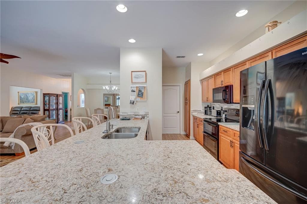 20865 Country Barn DR-4