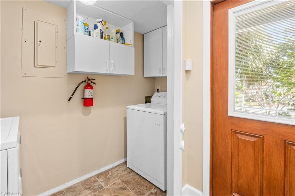 1813 Long Point LN-6