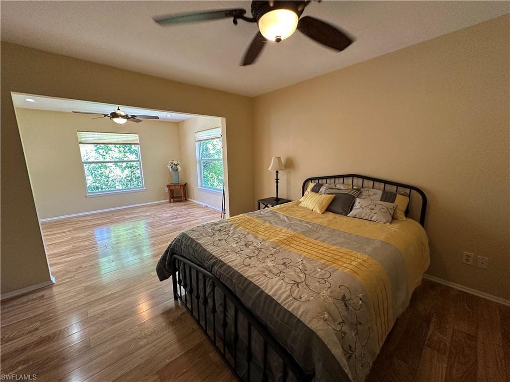 1813 Long Point LN-36