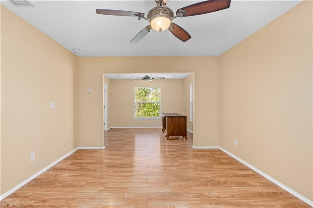 1813 Long Point LN-32
