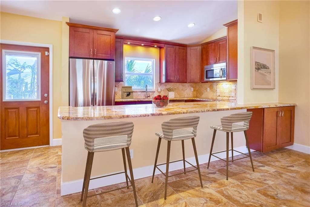1813 Long Point LN-9