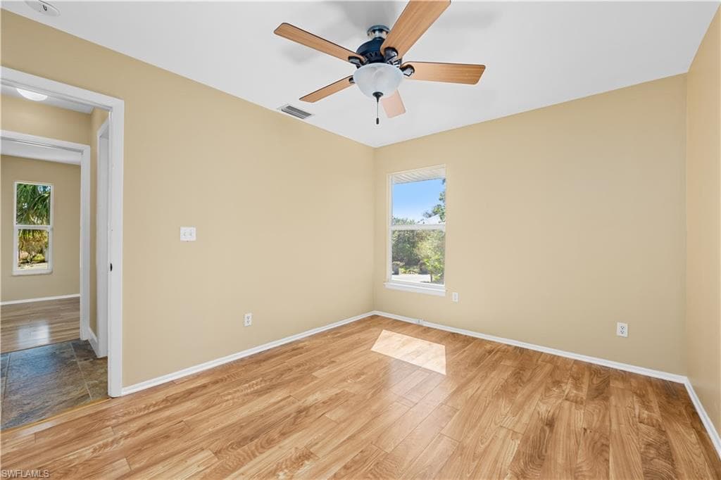 1813 Long Point LN-21