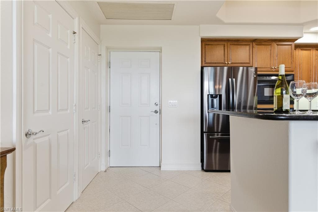 2748 Tiburon BLVD E C404-12