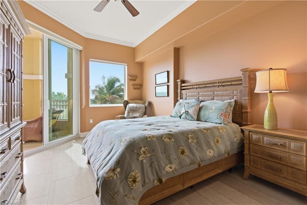 2748 Tiburon BLVD E C404-19