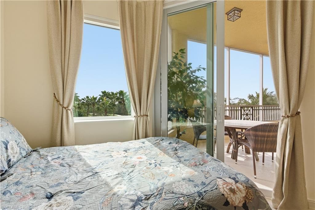 2748 Tiburon BLVD E C404-30
