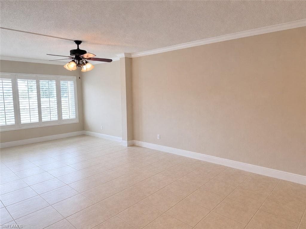 2264 Winkler AVE 202-1