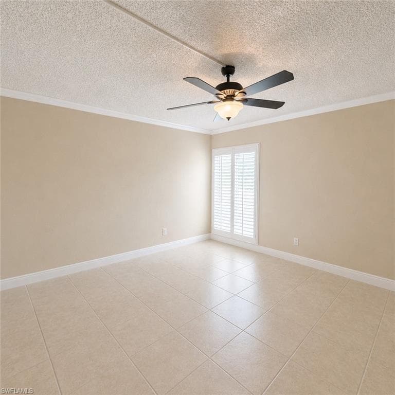 2264 Winkler AVE 202-12