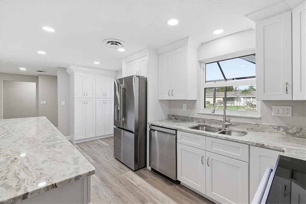5051 Fairfield DR-10