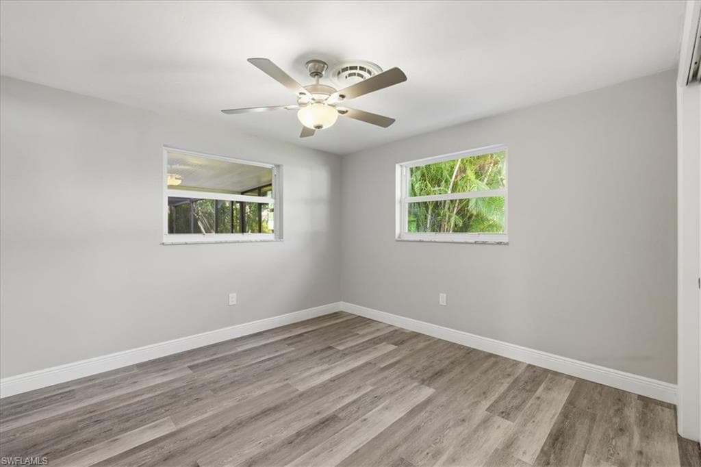 5051 Fairfield DR-18