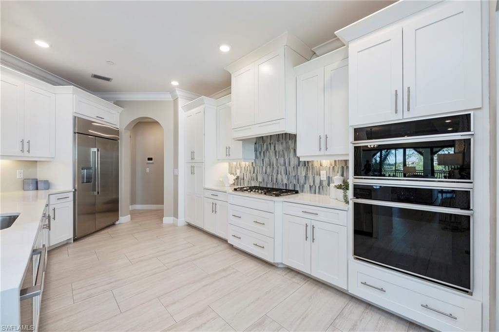 16351 Viansa WAY 202-4