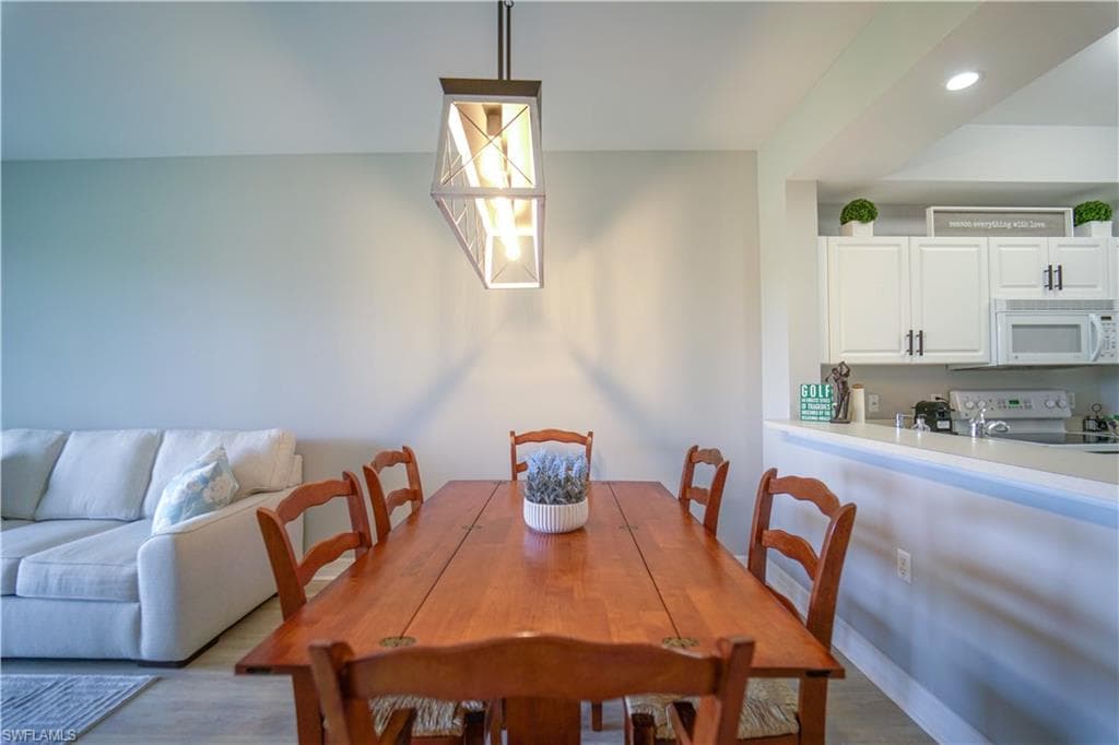 3970 Loblolly Bay DR 106-6