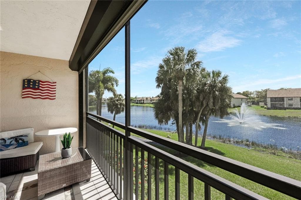 8445 Charter Club CIR 11-22