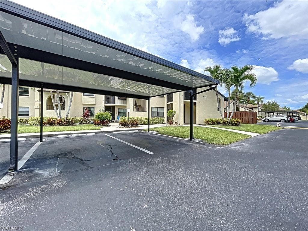 8445 Charter Club CIR 11-25