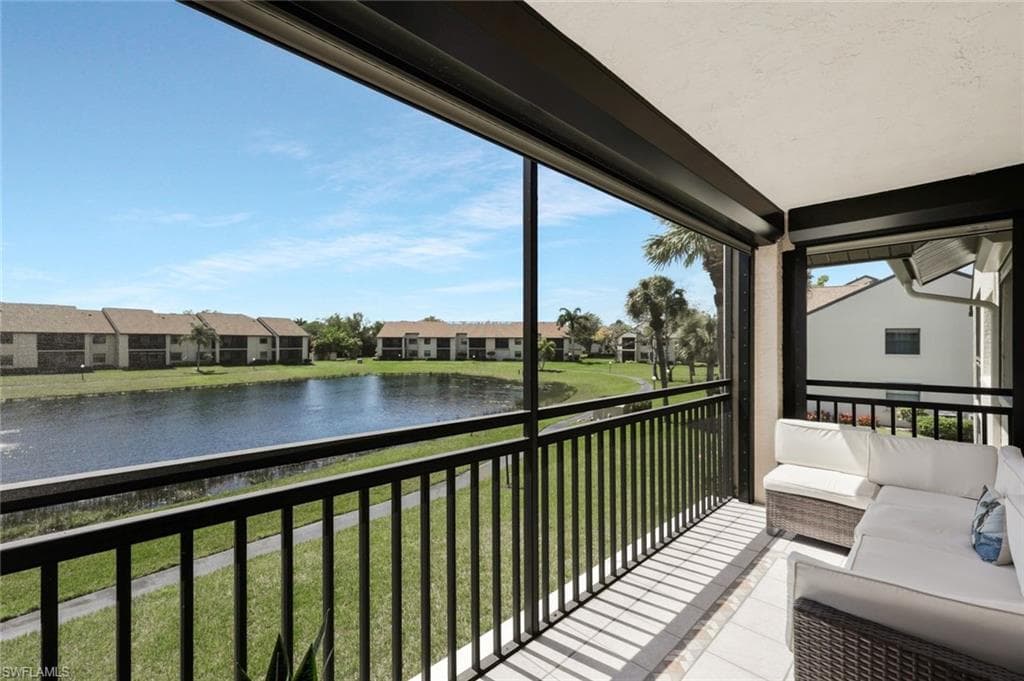 8445 Charter Club CIR 11-21
