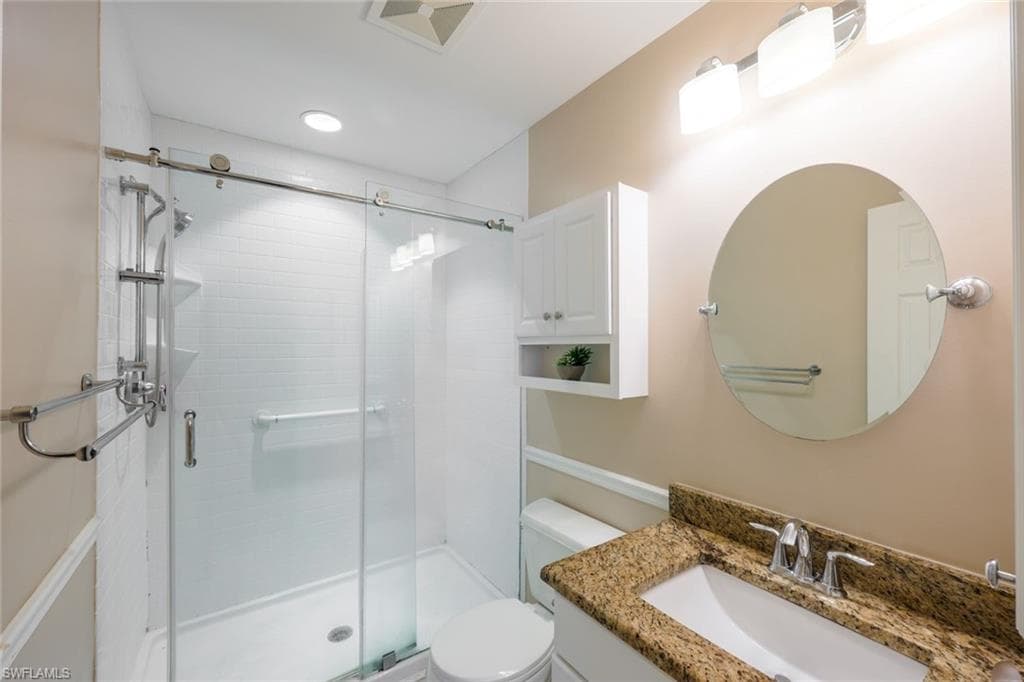 8445 Charter Club CIR 11-18