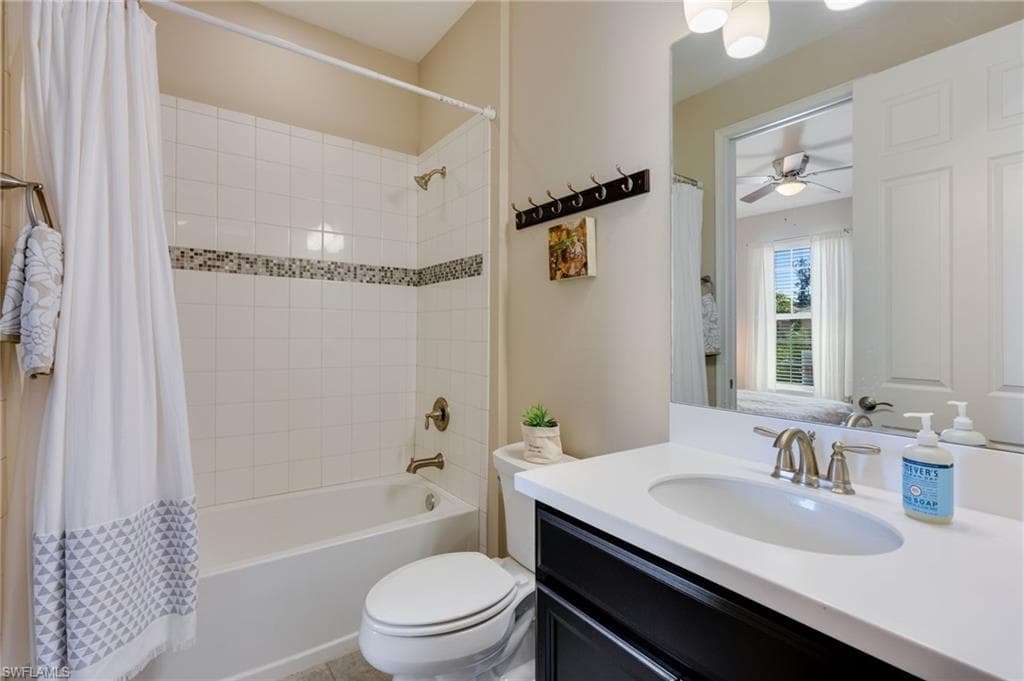 14618 Abaco Lakes DR-15