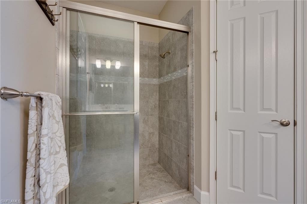 14618 Abaco Lakes DR-19