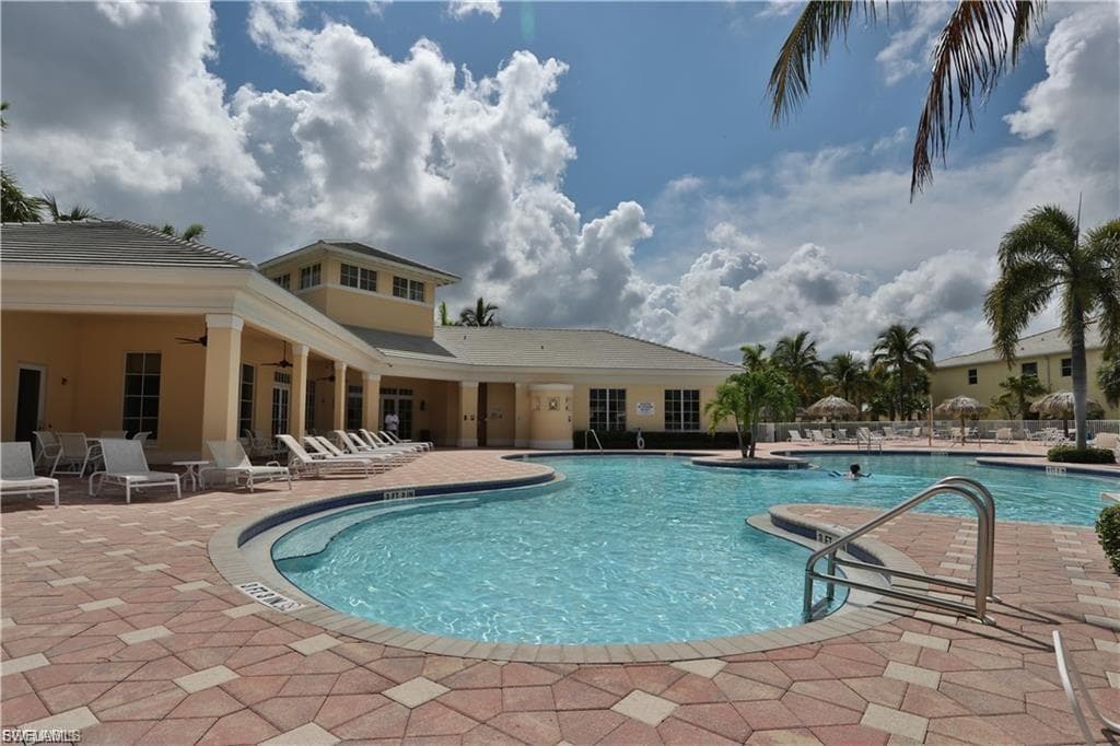 14618 Abaco Lakes DR-35