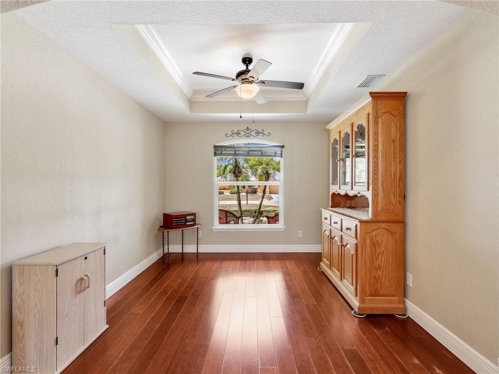 17221 Trappers DR-6