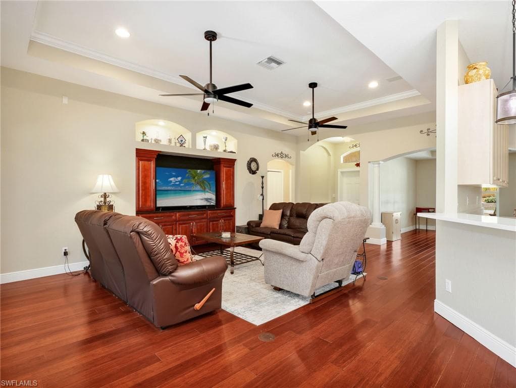17221 Trappers DR-3