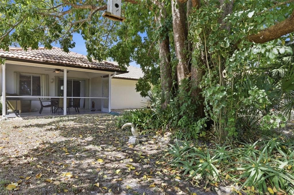 26920 Spanish Gardens DR-21
