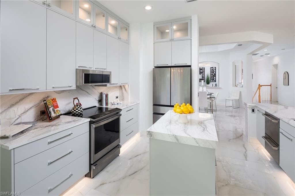 23821 Merano CT 202-12