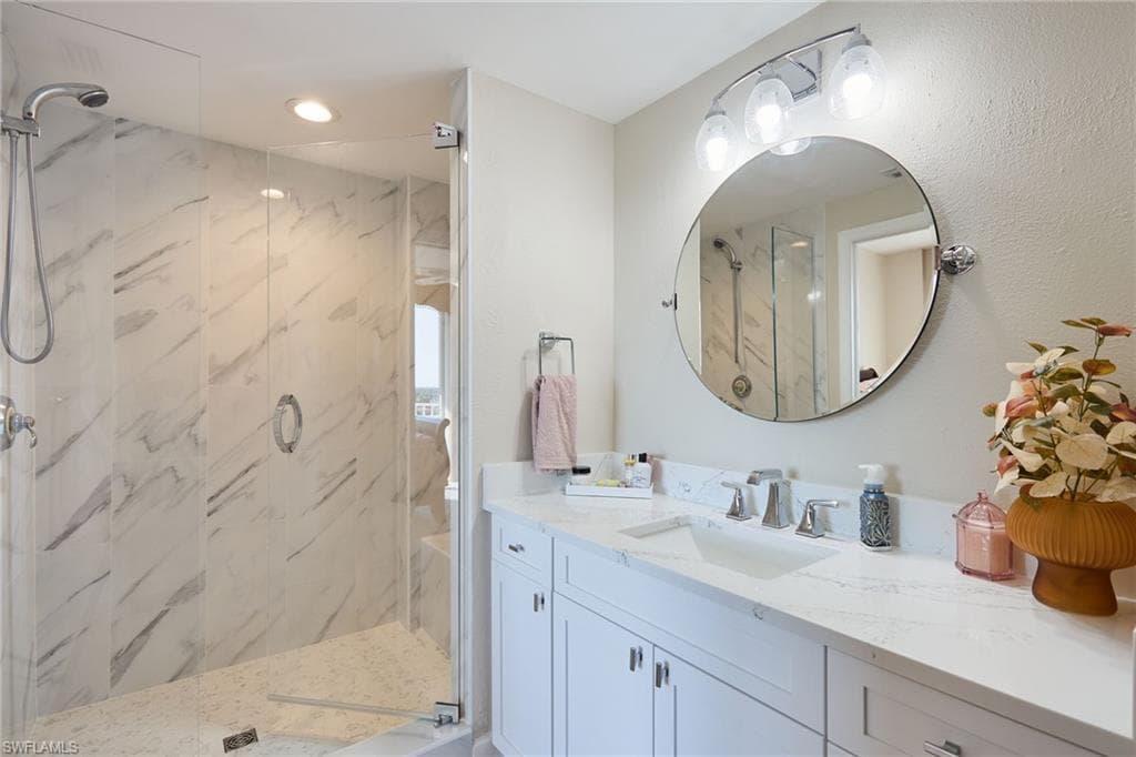 14250 Royal Harbour CT 818-22