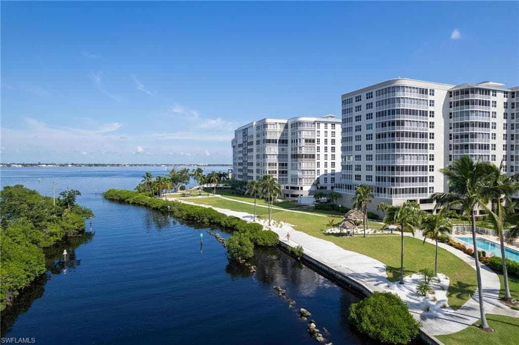 14250 Royal Harbour CT 818-31