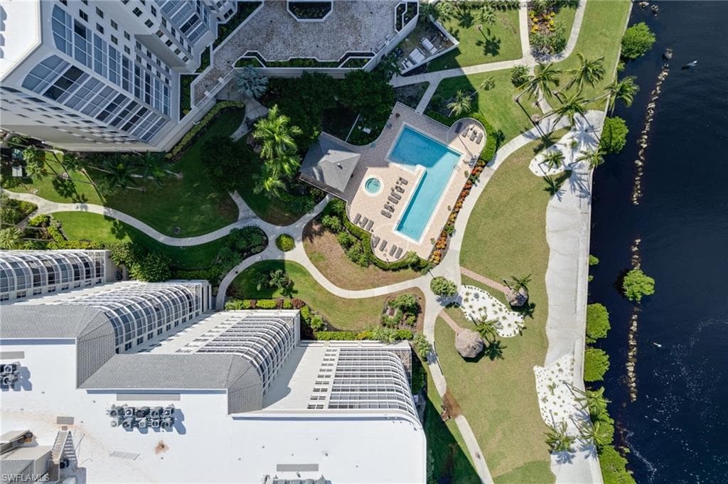 14250 Royal Harbour CT 818-33