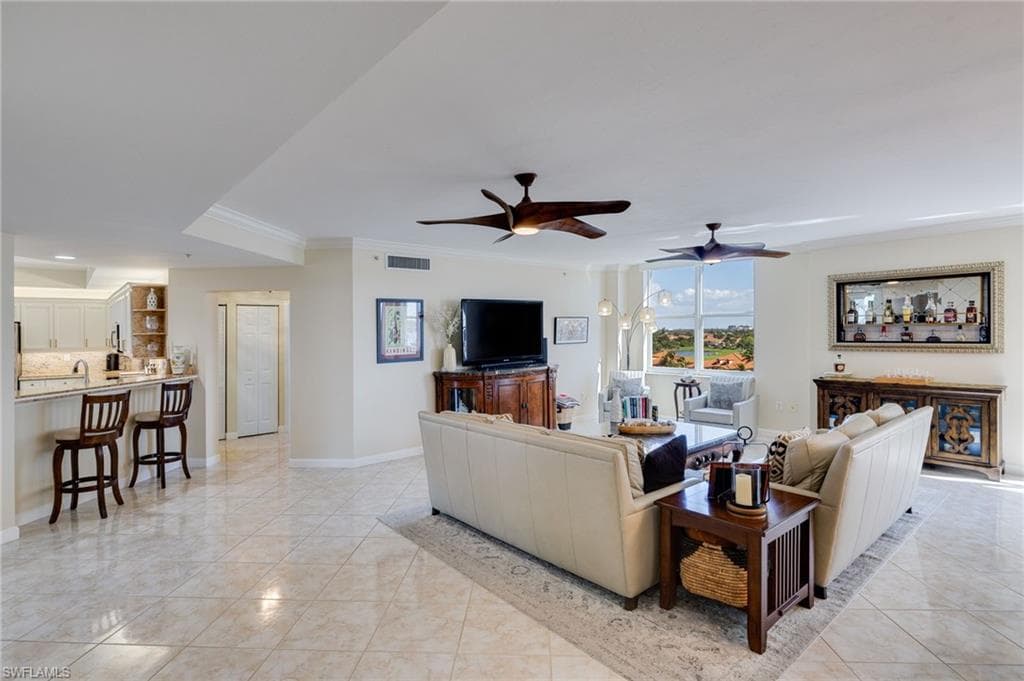 14250 Royal Harbour CT 818-10
