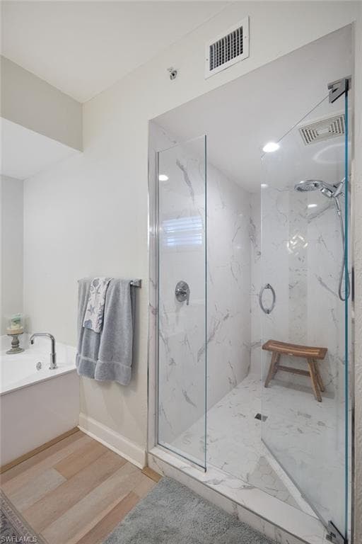14250 Royal Harbour CT 818-18