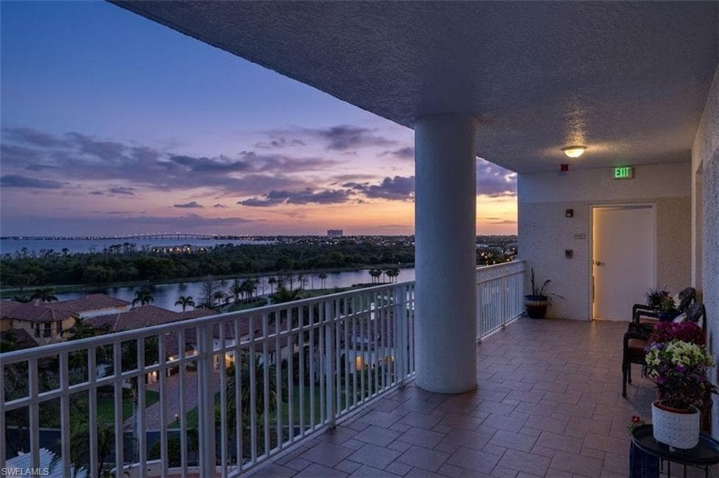 14250 Royal Harbour CT 818-39