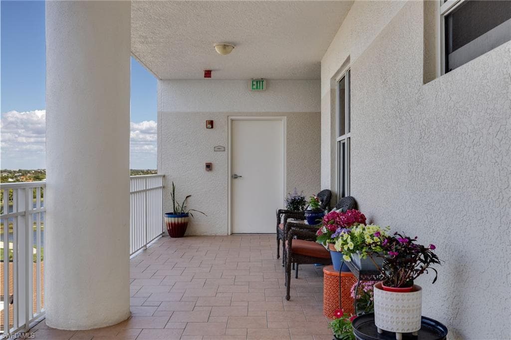 14250 Royal Harbour CT 818-38