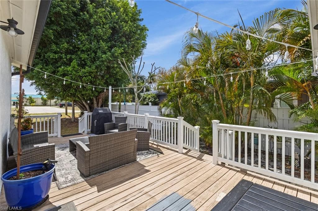 1414 Alhambra DR-25