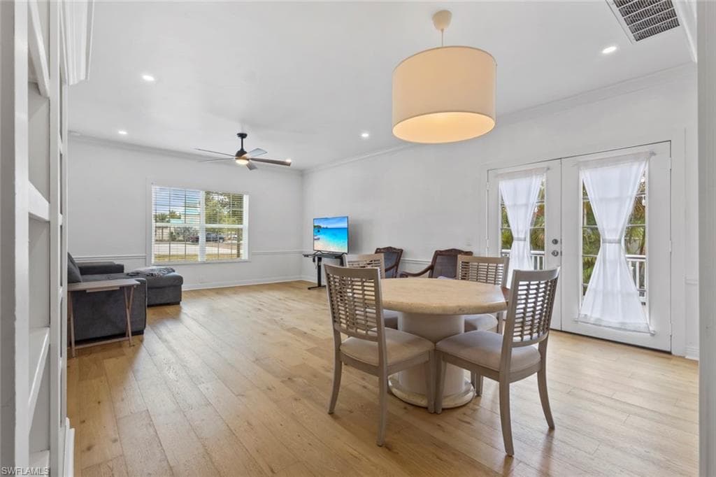1414 Alhambra DR-14