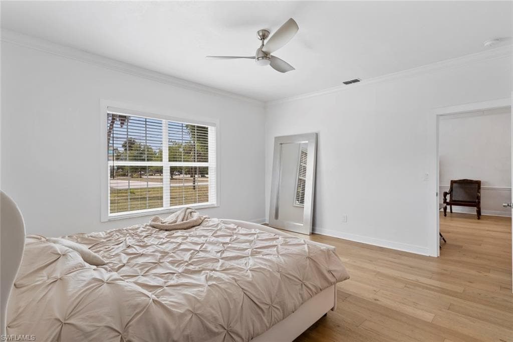 1414 Alhambra DR-18