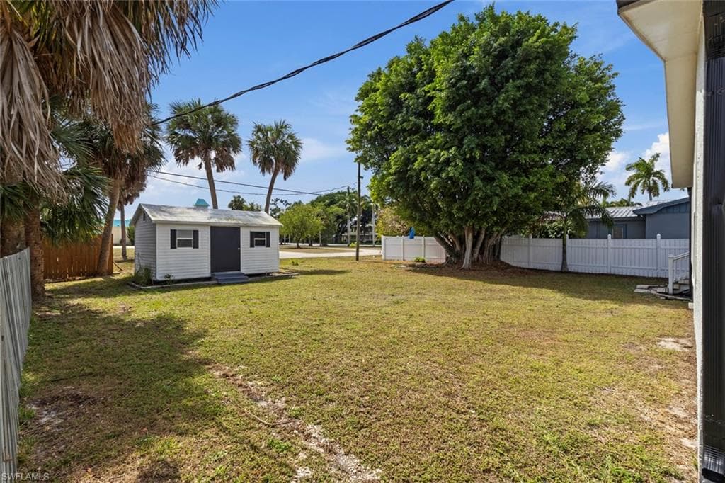 1414 Alhambra DR-30