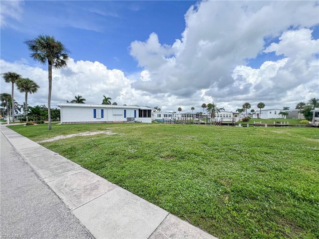 17551 Stevens BLVD-8