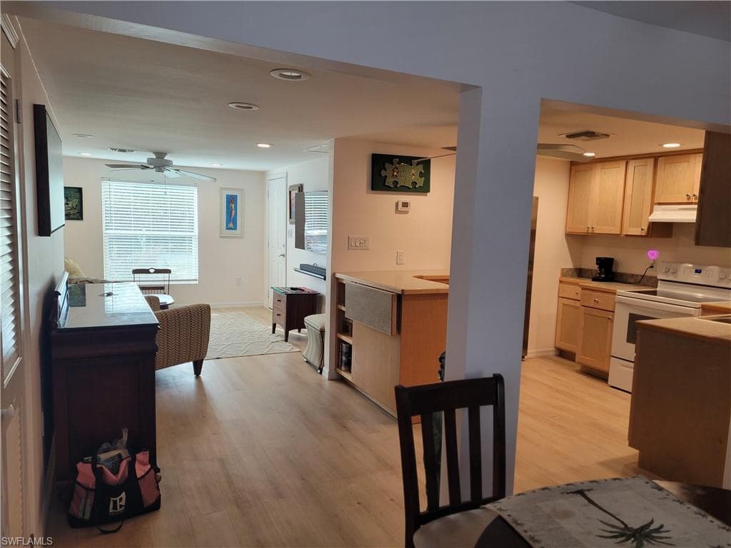 2662 Mangrove ST-22